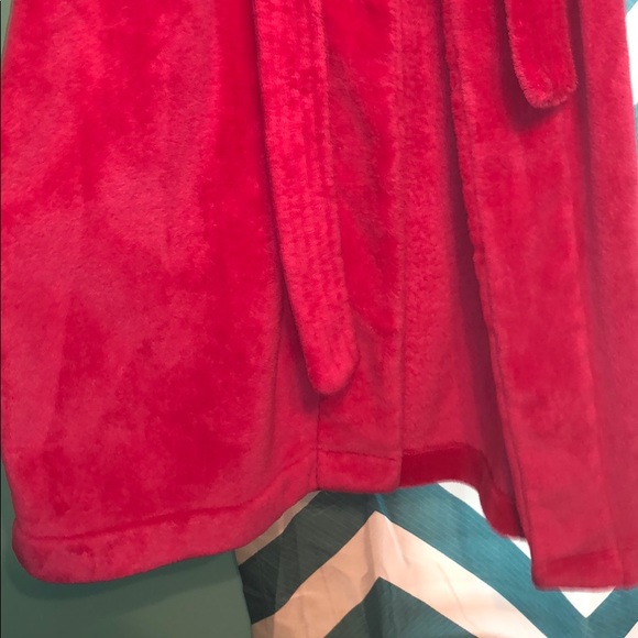 Victoria Secret Robe - Picture 4 of 5